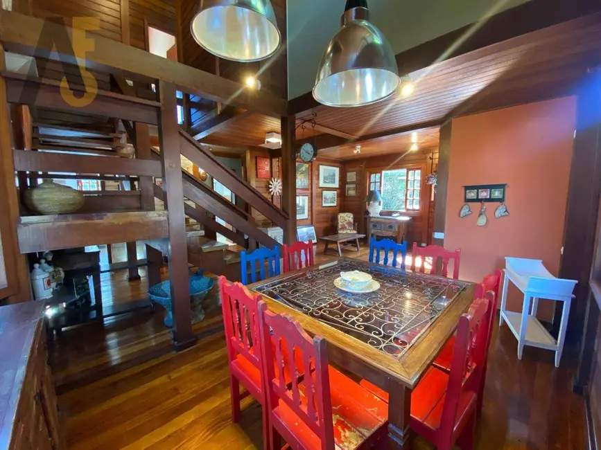 Casa de Condomínio com 3 quartos à venda, 360m2 em Jacarepaguá, Rio De Janeiro - RJ - imagem 8 Foto 8 de Casa de Condomínio com 3 quartos à venda, 360m2 em Jacarepaguá, Rio De Janeiro - RJ