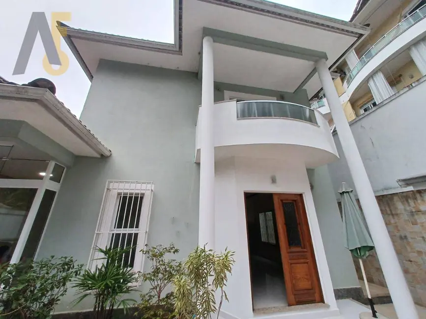 Foto 1 de Casa com 4 quartos à venda, 195m2 em Anil, Rio De Janeiro - RJ