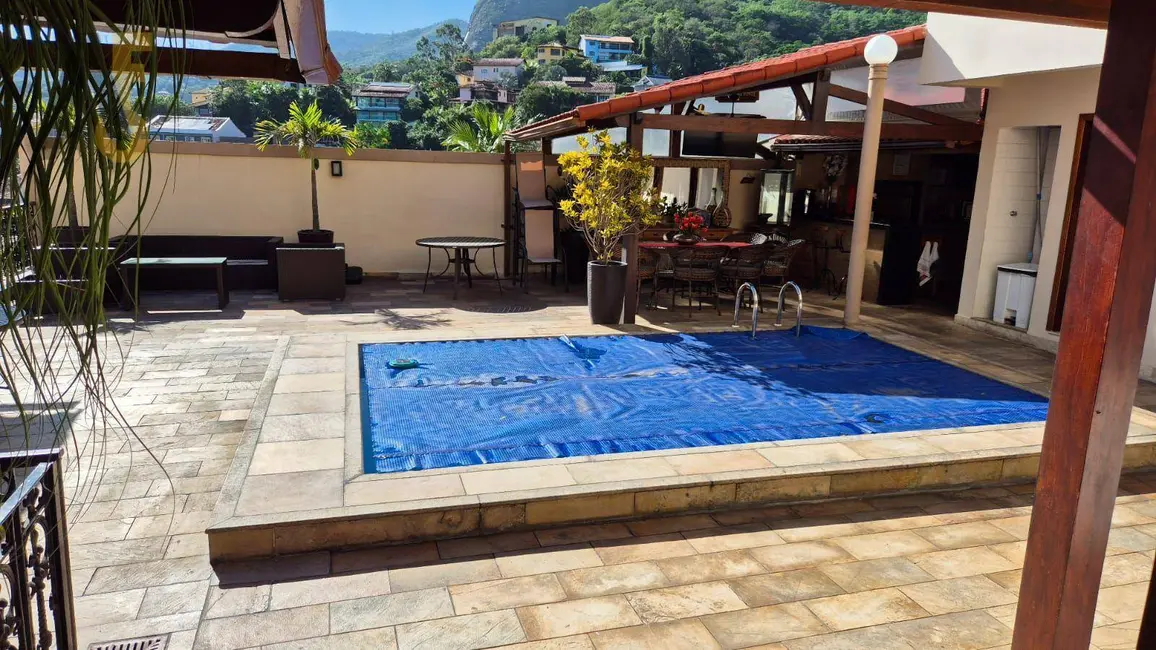 Casa de Condomínio com 5 quartos à venda, 313m2 em Anil, Rio De Janeiro - RJ - imagem 1 Foto 1 de Casa de Condomínio com 5 quartos à venda, 313m2 em Anil, Rio De Janeiro - RJ