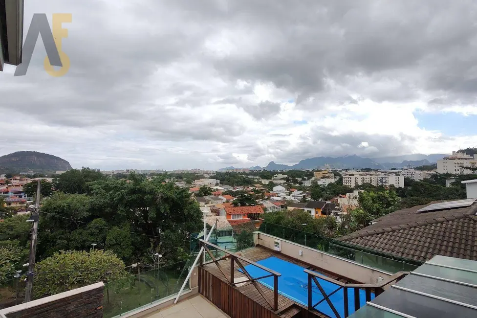 Casa de Condomínio com 4 quartos à venda, 441m2 em Anil, Rio De Janeiro - RJ - imagem 9 Foto 9 de Casa de Condomínio com 4 quartos à venda, 441m2 em Anil, Rio De Janeiro - RJ