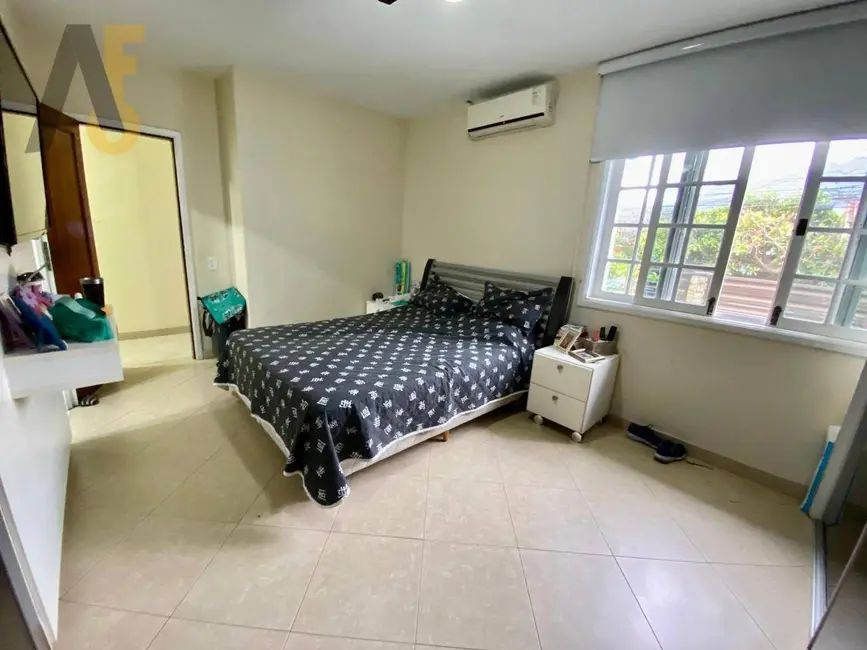 Casa de Condomínio com 3 quartos à venda, 397m2 em Rio De Janeiro - RJ - imagem 9 Foto 9 de Casa de Condomínio com 3 quartos à venda, 397m2 em Rio De Janeiro - RJ