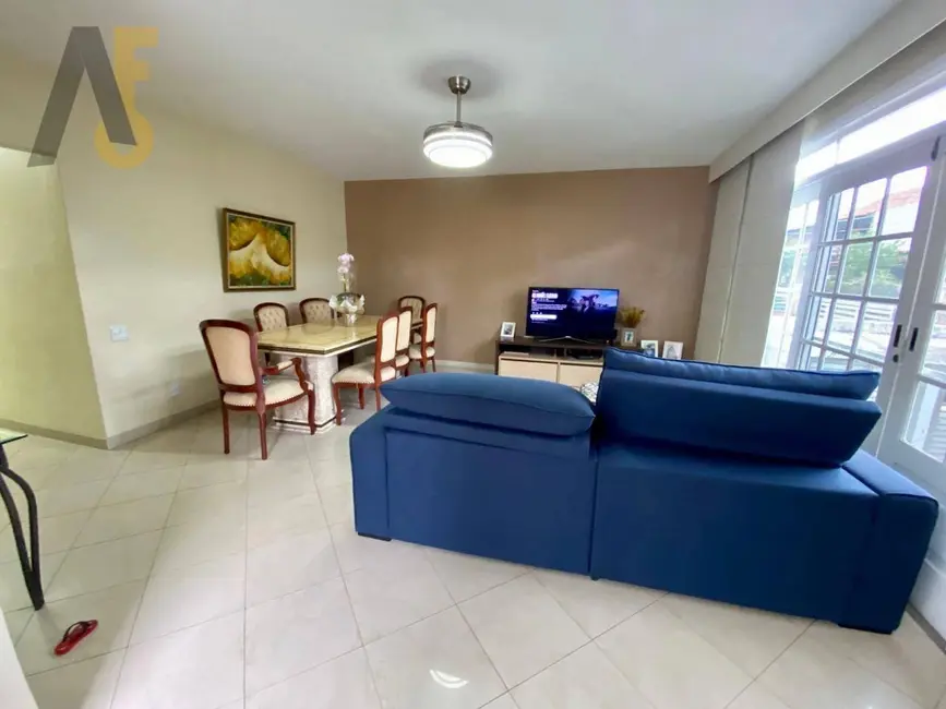 Casa de Condomínio com 3 quartos à venda, 397m2 em Rio De Janeiro - RJ - imagem 4 Foto 4 de Casa de Condomínio com 3 quartos à venda, 397m2 em Rio De Janeiro - RJ