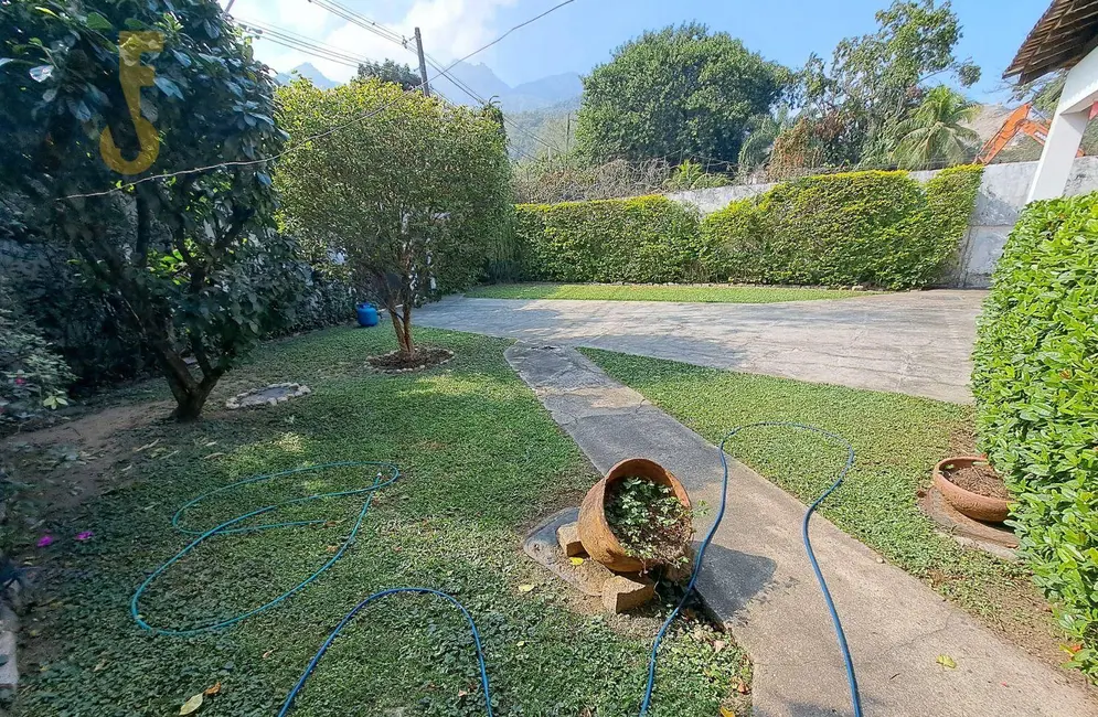 Terreno / Lote à venda, 960m2 em Rio De Janeiro - RJ - imagem 2 Foto 2 de Terreno / Lote à venda, 960m2 em Rio De Janeiro - RJ