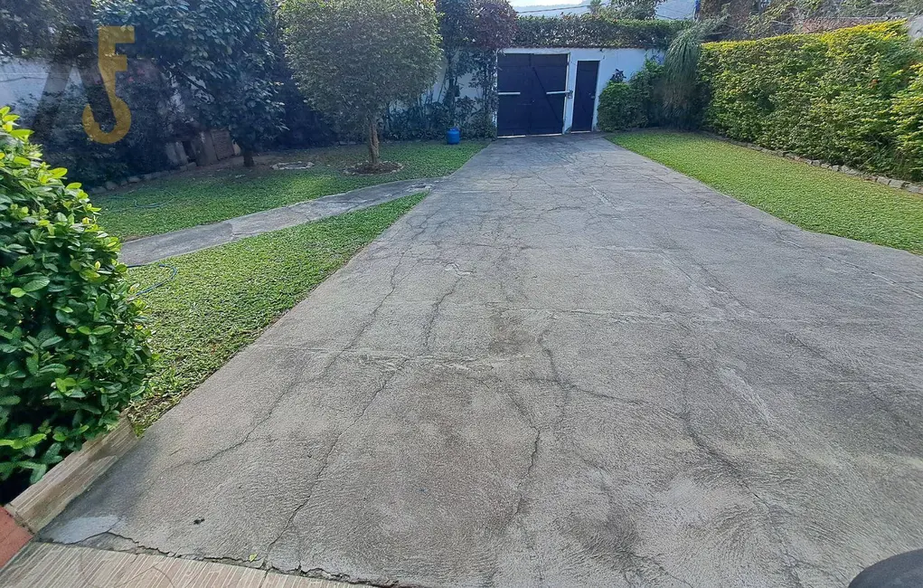 Terreno / Lote à venda, 960m2 em Rio De Janeiro - RJ - imagem 8 Foto 8 de Terreno / Lote à venda, 960m2 em Rio De Janeiro - RJ