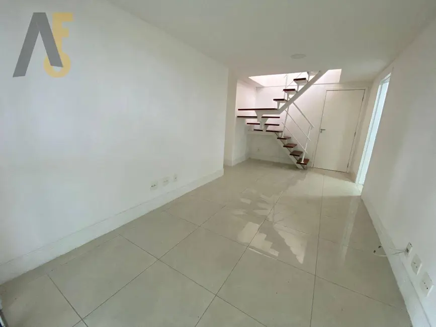 Foto 3 de Cobertura com 2 quartos à venda, 135m2 em Jacarepaguá, Rio De Janeiro - RJ