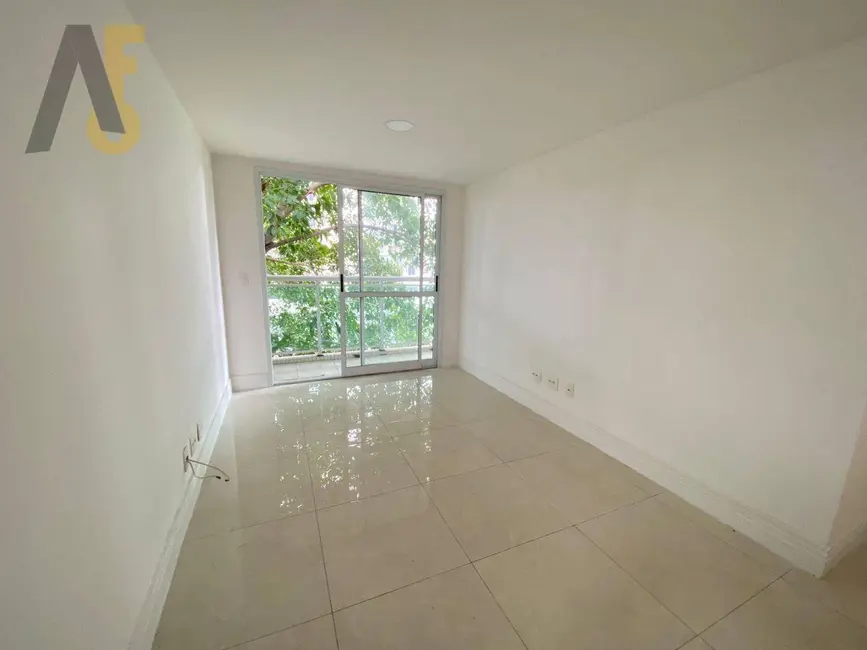 Foto 2 de Cobertura com 2 quartos à venda, 135m2 em Jacarepaguá, Rio De Janeiro - RJ