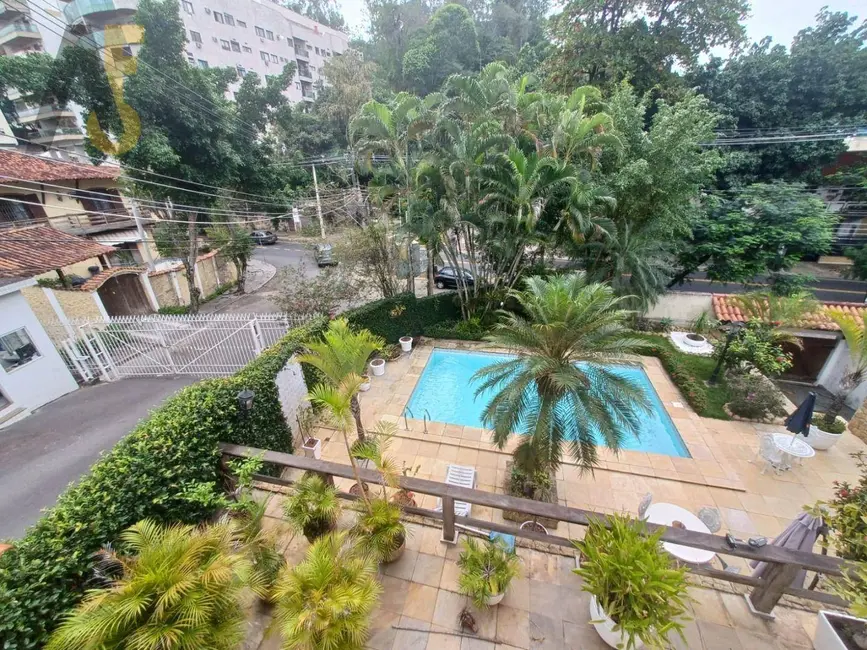 Foto 5 de Casa com 3 quartos à venda, 300m2 em Rio De Janeiro - RJ
