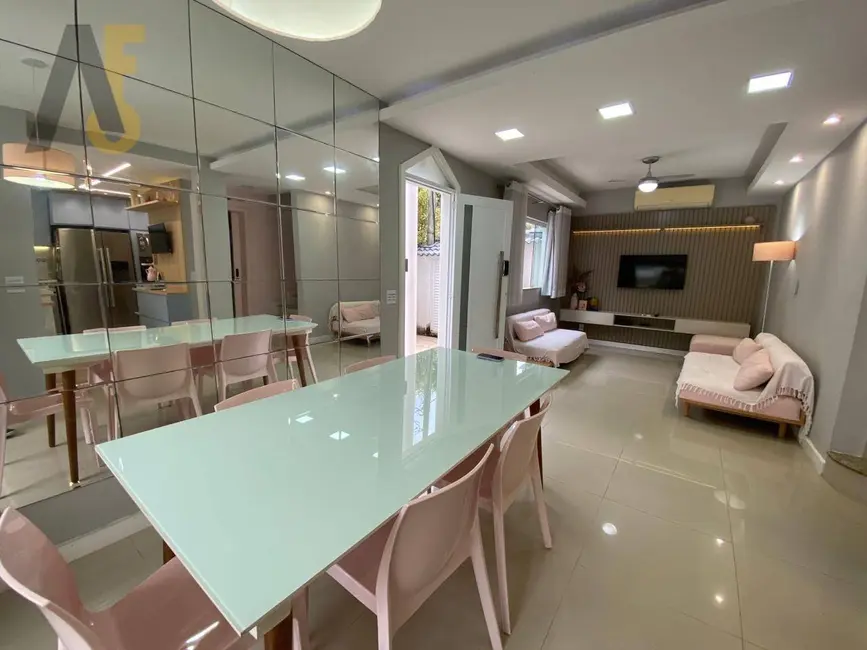 Foto 2 de Casa de Condomínio com 3 quartos à venda, 120m2 em Rio De Janeiro - RJ