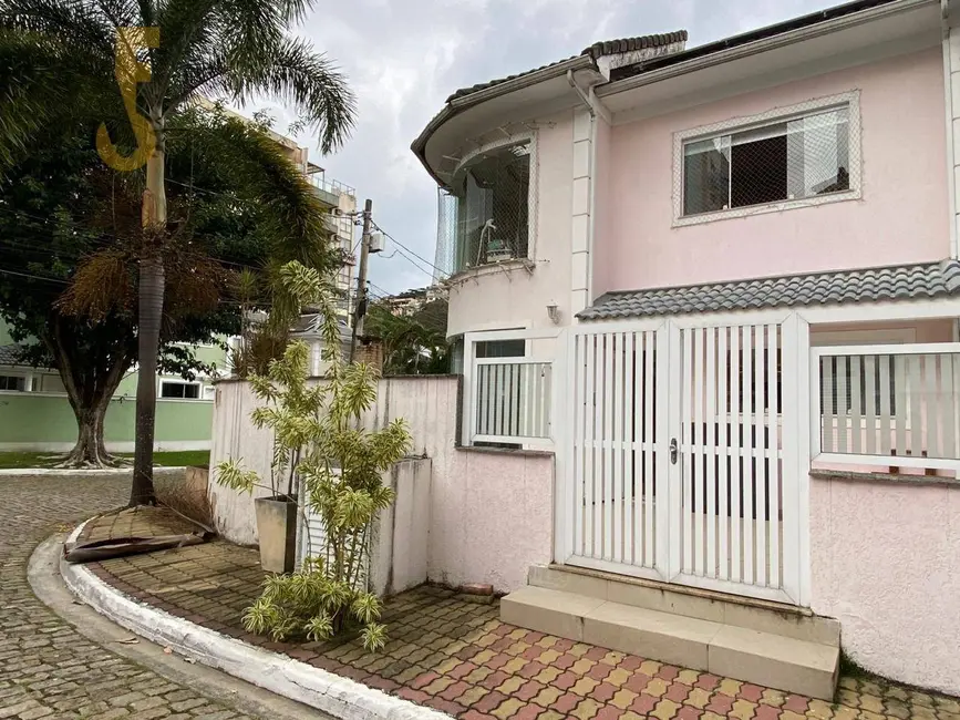 Foto 1 de Casa de Condomínio com 3 quartos à venda, 120m2 em Rio De Janeiro - RJ