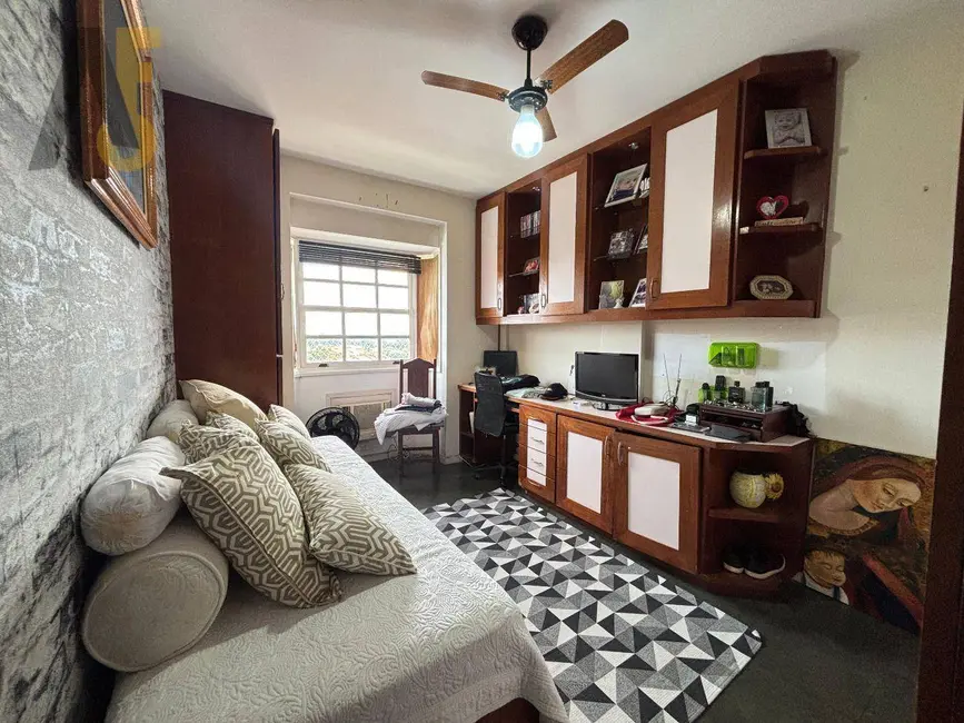 Casa de Condomínio com 3 quartos à venda, 190m2 em Rio De Janeiro - RJ - imagem 5 Foto 5 de Casa de Condomínio com 3 quartos à venda, 190m2 em Rio De Janeiro - RJ