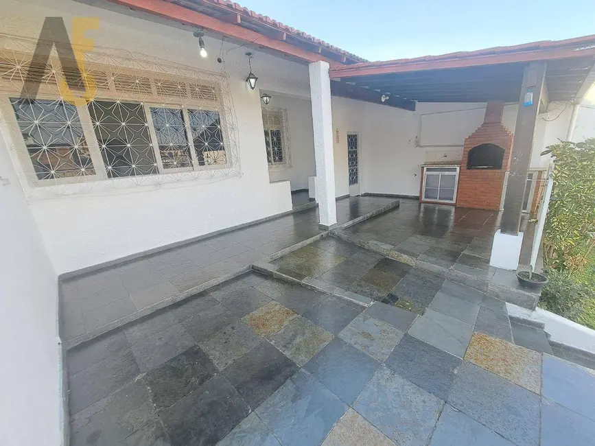 Foto 2 de Casa com 2 quartos à venda, 210m2 em Taquara, Rio De Janeiro - RJ