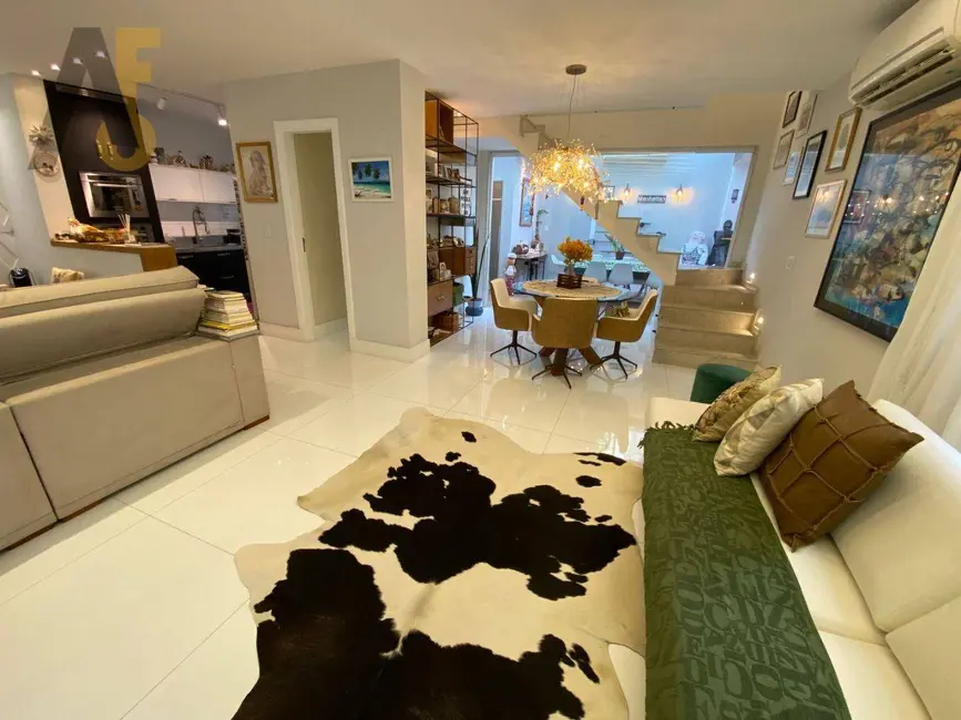 Casa de Condomínio com 3 quartos à venda, 124m2 em Anil, Rio De Janeiro - RJ - imagem 6 Foto 6 de Casa de Condomínio com 3 quartos à venda, 124m2 em Anil, Rio De Janeiro - RJ