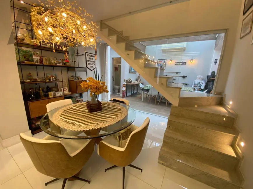 Casa de Condomínio com 3 quartos à venda, 124m2 em Anil, Rio De Janeiro - RJ - imagem 8 Foto 8 de Casa de Condomínio com 3 quartos à venda, 124m2 em Anil, Rio De Janeiro - RJ