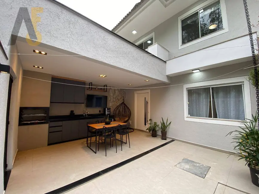 Casa de Condomínio com 3 quartos à venda, 116m2 em Jacarepaguá, Rio De Janeiro - RJ - imagem 1 Foto 1 de Casa de Condomínio com 3 quartos à venda, 116m2 em Jacarepaguá, Rio De Janeiro - RJ