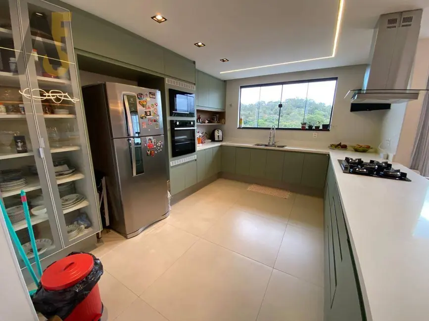 Casa de Condomínio com 4 quartos à venda, 284m2 em Anil, Rio De Janeiro - RJ - imagem 8 Foto 8 de Casa de Condomínio com 4 quartos à venda, 284m2 em Anil, Rio De Janeiro - RJ