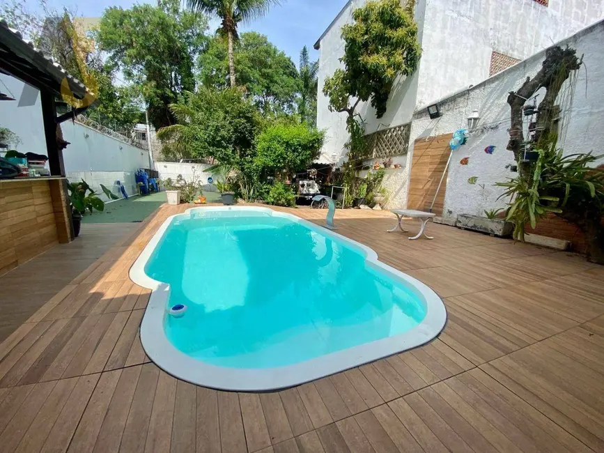 Foto 2 de Casa de Condomínio com 3 quartos à venda, 370m2 em Anil, Rio De Janeiro - RJ