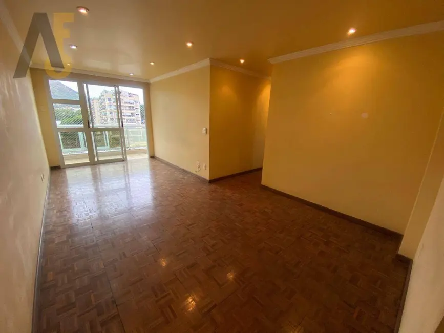 Foto 2 de Apartamento com 3 quartos à venda, 85m2 em Rio De Janeiro - RJ