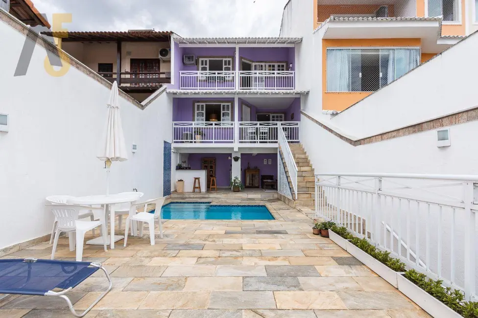 Foto 2 de Casa de Condomínio com 4 quartos à venda, 154m2 em Rio De Janeiro - RJ