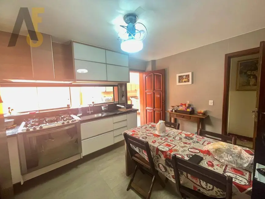 Casa de Condomínio com 3 quartos à venda, 194m2 em Rio De Janeiro - RJ - imagem 4 Foto 4 de Casa de Condomínio com 3 quartos à venda, 194m2 em Rio De Janeiro - RJ