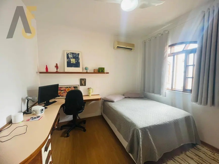 Casa de Condomínio com 3 quartos à venda, 194m2 em Rio De Janeiro - RJ - imagem 8 Foto 8 de Casa de Condomínio com 3 quartos à venda, 194m2 em Rio De Janeiro - RJ