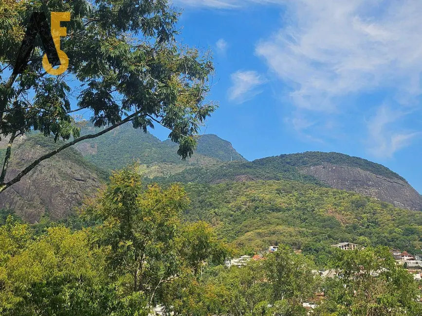 Casa de Condomínio com 3 quartos à venda, 222m2 em Rio De Janeiro - RJ - imagem 1 Foto 1 de Casa de Condomínio com 3 quartos à venda, 222m2 em Rio De Janeiro - RJ