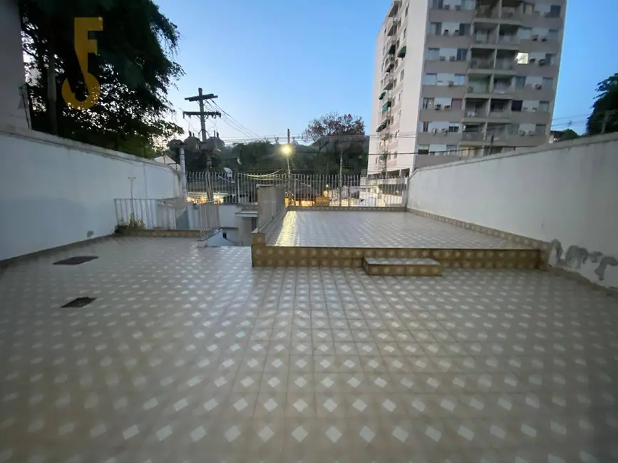 Foto 4 de Casa com 6 quartos à venda, 420m2 em Rio De Janeiro - RJ