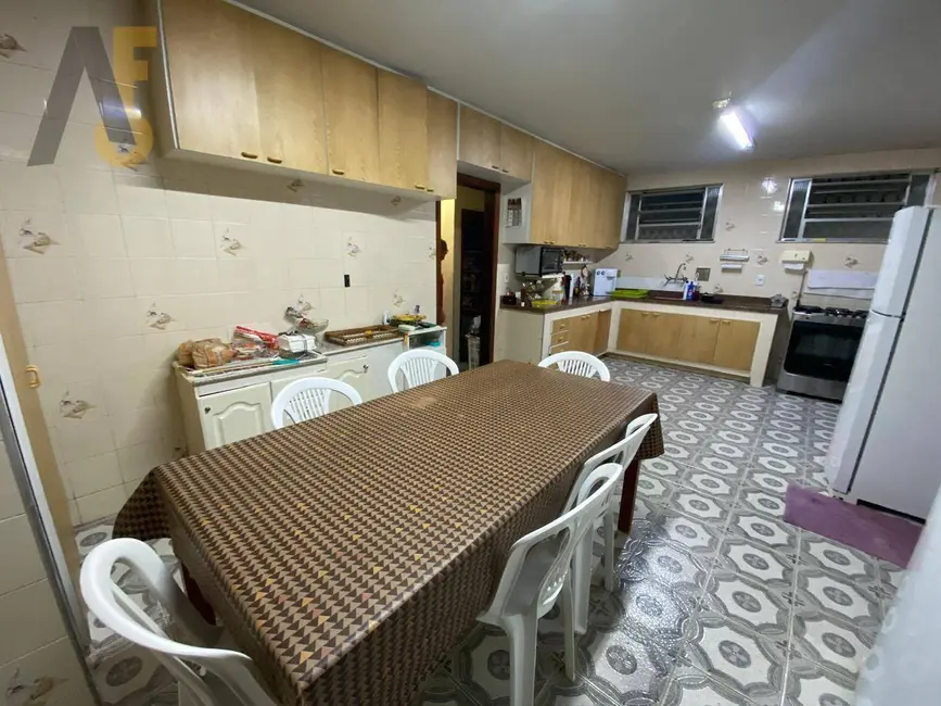 Foto 9 de Casa com 6 quartos à venda, 420m2 em Rio De Janeiro - RJ