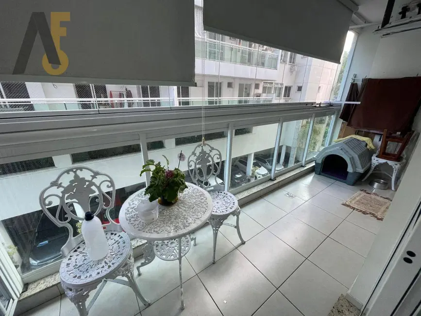 Foto 8 de Apartamento com 2 quartos à venda, 76m2 em Rio De Janeiro - RJ