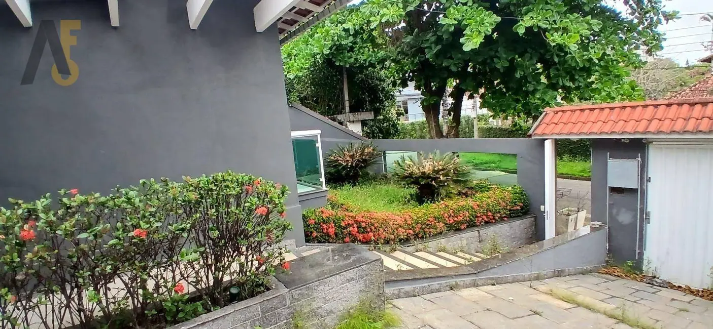 Casa de Condomínio com 3 quartos à venda, 217m2 em Jacarepaguá, Rio De Janeiro - RJ - imagem 1 Foto 1 de Casa de Condomínio com 3 quartos à venda, 217m2 em Jacarepaguá, Rio De Janeiro - RJ