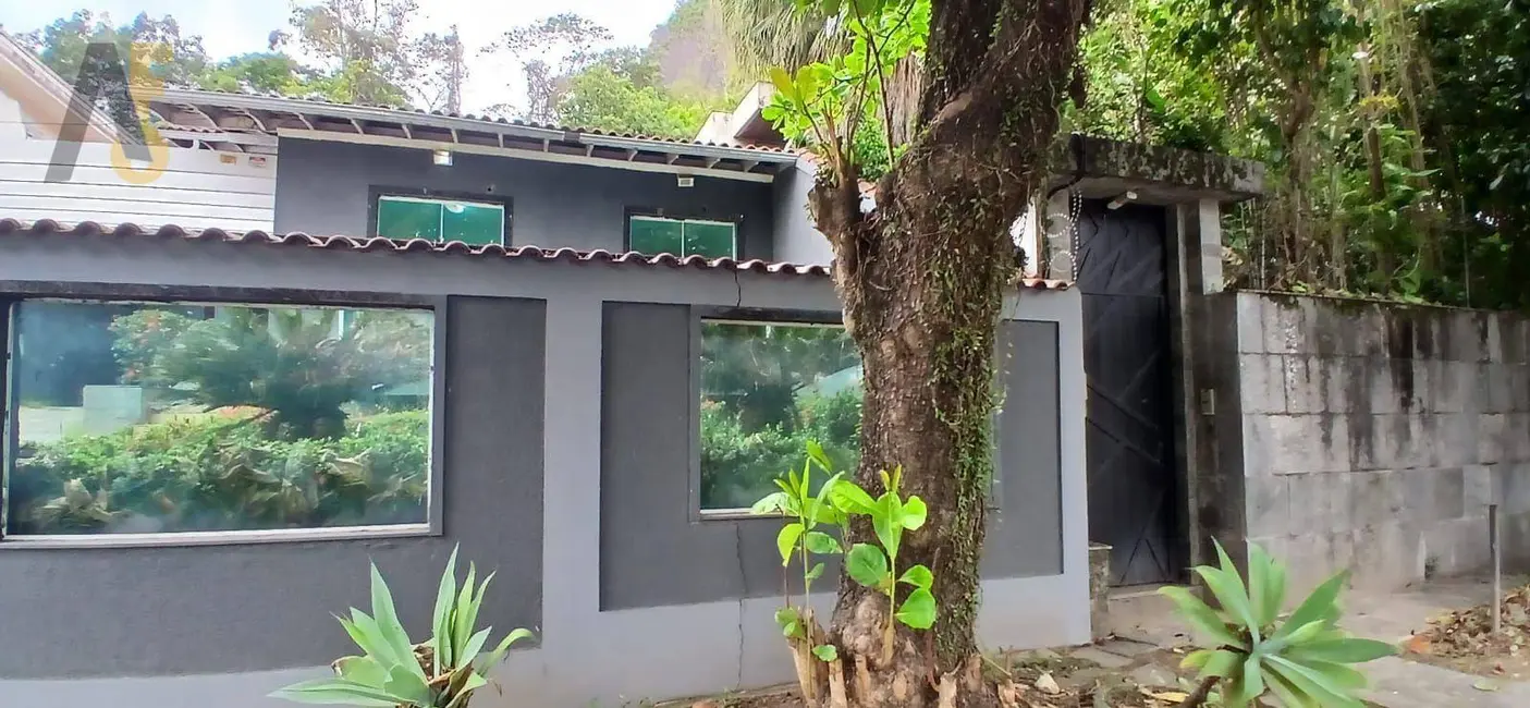 Casa de Condomínio com 3 quartos à venda, 217m2 em Jacarepaguá, Rio De Janeiro - RJ - imagem 2 Foto 2 de Casa de Condomínio com 3 quartos à venda, 217m2 em Jacarepaguá, Rio De Janeiro - RJ