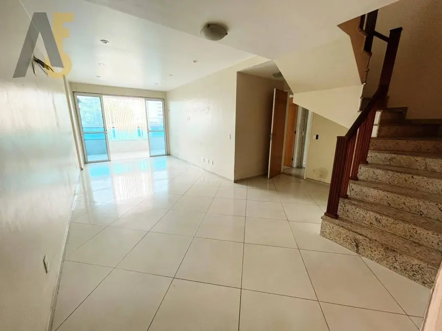 Cobertura com 4 quartos à venda, 241m2 em Rio De Janeiro - RJ - imagem 2 Foto 2 de Cobertura com 4 quartos à venda, 241m2 em Rio De Janeiro - RJ