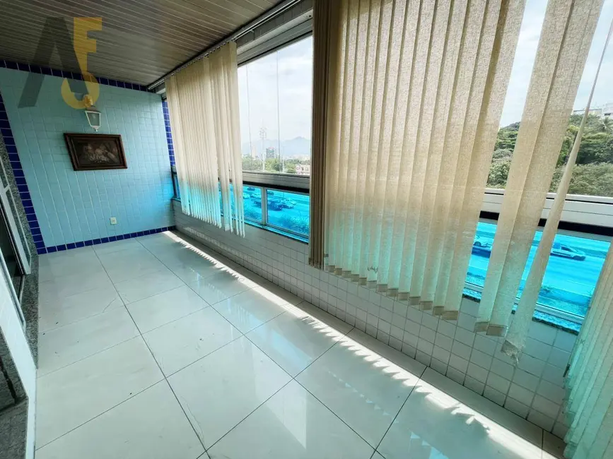 Cobertura com 4 quartos à venda, 241m2 em Rio De Janeiro - RJ - imagem 6 Foto 6 de Cobertura com 4 quartos à venda, 241m2 em Rio De Janeiro - RJ