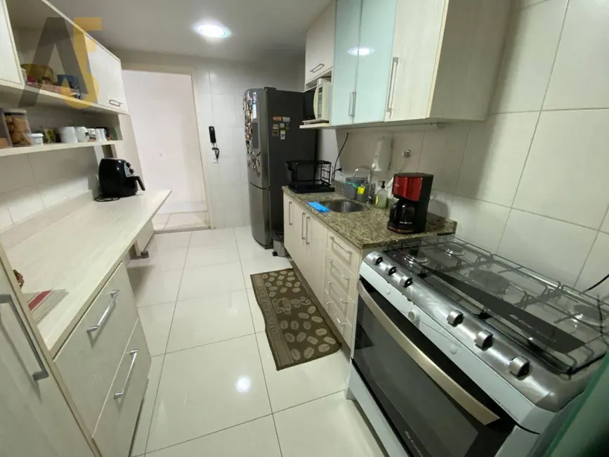 Foto 9 de Apartamento com 4 quartos à venda, 112m2 em Rio De Janeiro - RJ