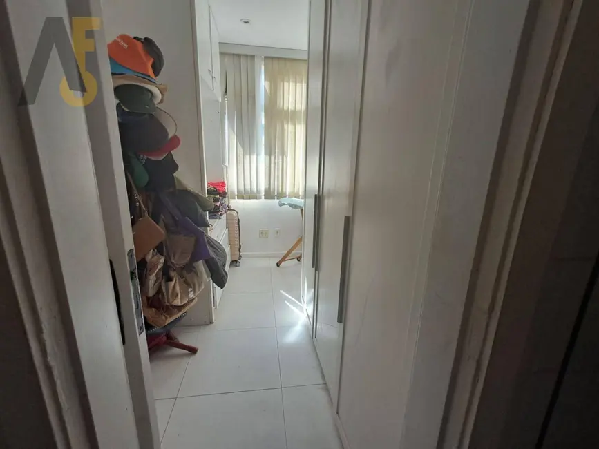 Foto 5 de Apartamento com 2 quartos à venda, 80m2 em Rio De Janeiro - RJ