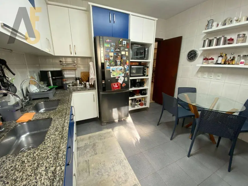 Casa de Condomínio com 3 quartos à venda, 264m2 em Gardênia Azul, Rio De Janeiro - RJ - imagem 9 Foto 9 de Casa de Condomínio com 3 quartos à venda, 264m2 em Gardênia Azul, Rio De Janeiro - RJ