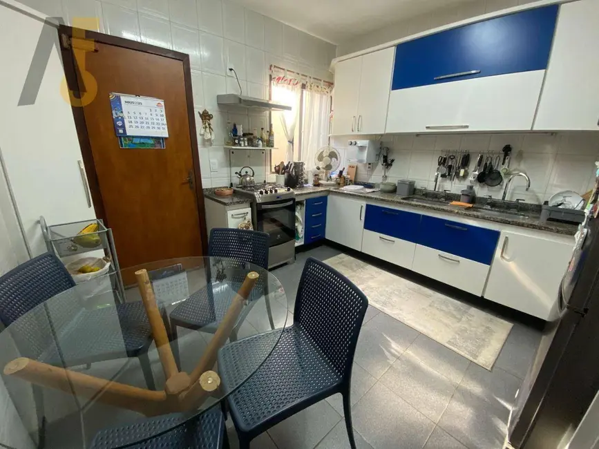 Casa de Condomínio com 3 quartos à venda, 264m2 em Gardênia Azul, Rio De Janeiro - RJ - imagem 8 Foto 8 de Casa de Condomínio com 3 quartos à venda, 264m2 em Gardênia Azul, Rio De Janeiro - RJ
