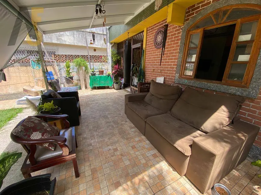 Foto 2 de Casa com 3 quartos à venda, 158m2 em Rio De Janeiro - RJ