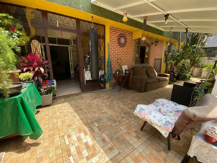 Foto 1 de Casa com 3 quartos à venda, 158m2 em Rio De Janeiro - RJ