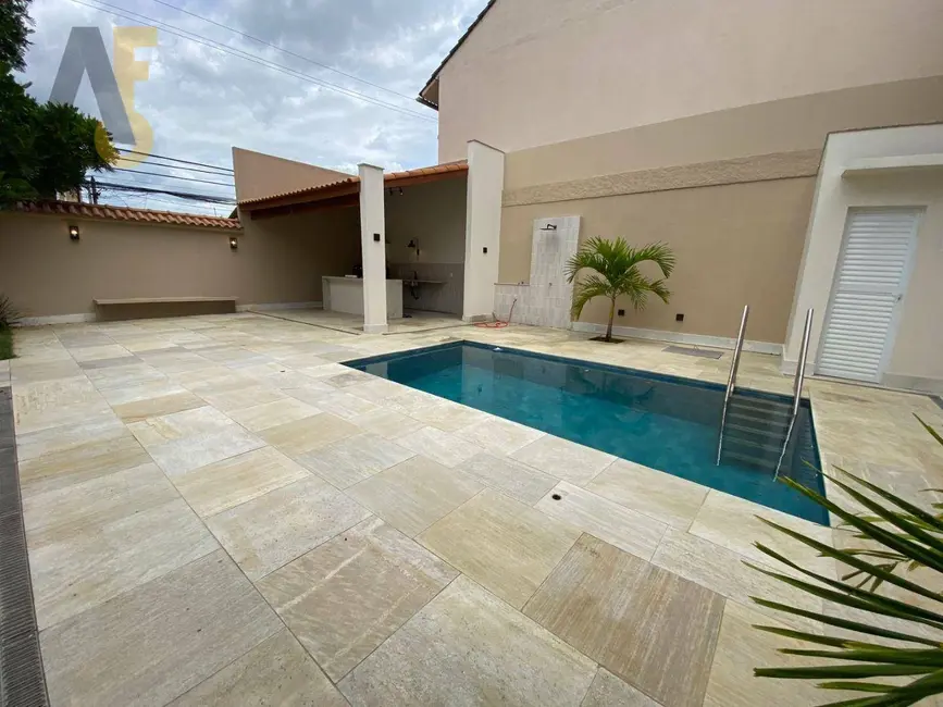 Casa de Condomínio com 2 quartos à venda, 129m2 em Anil, Rio De Janeiro - RJ - imagem 3 Foto 3 de Casa de Condomínio com 2 quartos à venda, 129m2 em Anil, Rio De Janeiro - RJ