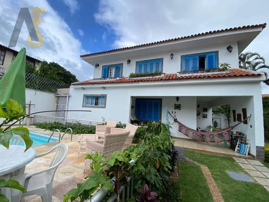 Casa de Condomínio com 5 quartos à venda, 473m2 em Anil, Rio De Janeiro - RJ - imagem 1 Foto 1 de Casa de Condomínio com 5 quartos à venda, 473m2 em Anil, Rio De Janeiro - RJ