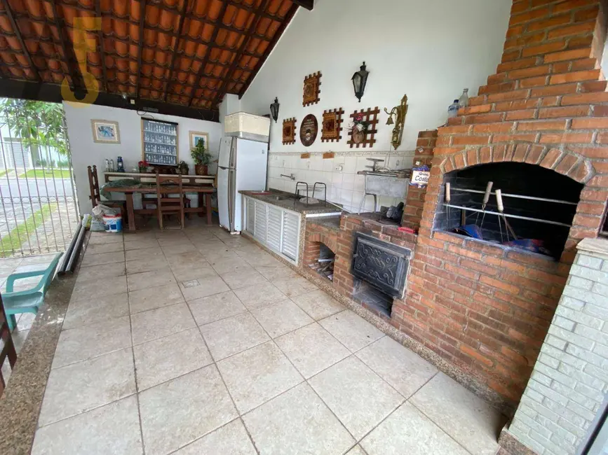 Casa de Condomínio com 5 quartos à venda, 473m2 em Anil, Rio De Janeiro - RJ - imagem 8 Foto 8 de Casa de Condomínio com 5 quartos à venda, 473m2 em Anil, Rio De Janeiro - RJ