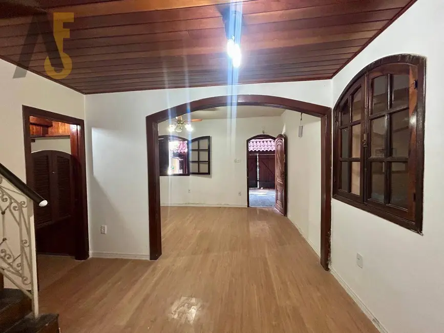 Casa de Condomínio com 3 quartos à venda, 208m2 em Anil, Rio De Janeiro - RJ - imagem 3 Foto 3 de Casa de Condomínio com 3 quartos à venda, 208m2 em Anil, Rio De Janeiro - RJ
