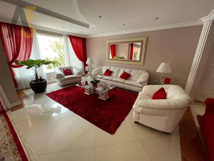 Casa de Condomínio com 4 quartos à venda, 360m2 em Jacarepaguá, Rio De Janeiro - RJ - imagem 5 Foto 5 de Casa de Condomínio com 4 quartos à venda, 360m2 em Jacarepaguá, Rio De Janeiro - RJ