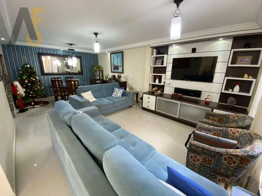 Foto 1 de Casa de Condomínio com 4 quartos à venda, 167m2 em Rio De Janeiro - RJ