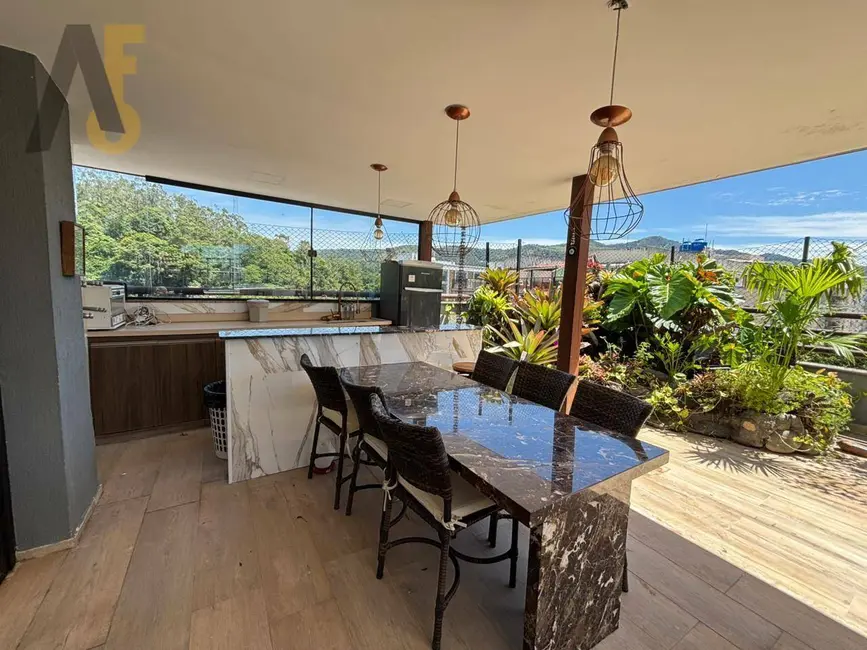 Cobertura com 2 quartos à venda, 220m2 em Rio De Janeiro - RJ - imagem 9 Foto 9 de Cobertura com 2 quartos à venda, 220m2 em Rio De Janeiro - RJ