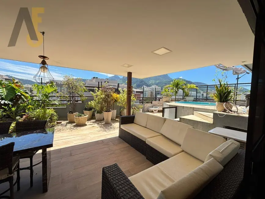 Cobertura com 2 quartos à venda, 220m2 em Rio De Janeiro - RJ - imagem 7 Foto 7 de Cobertura com 2 quartos à venda, 220m2 em Rio De Janeiro - RJ