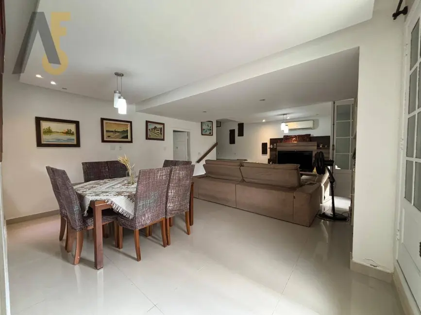 Foto 5 de Casa de Condomínio com 4 quartos à venda, 249m2 em Rio De Janeiro - RJ