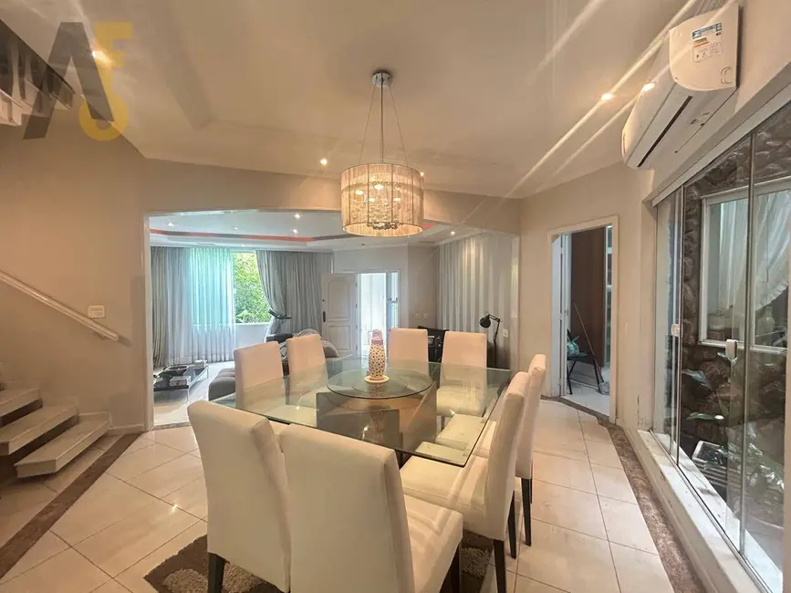 Foto 4 de Casa de Condomínio com 4 quartos à venda, 390m2 em Rio De Janeiro - RJ