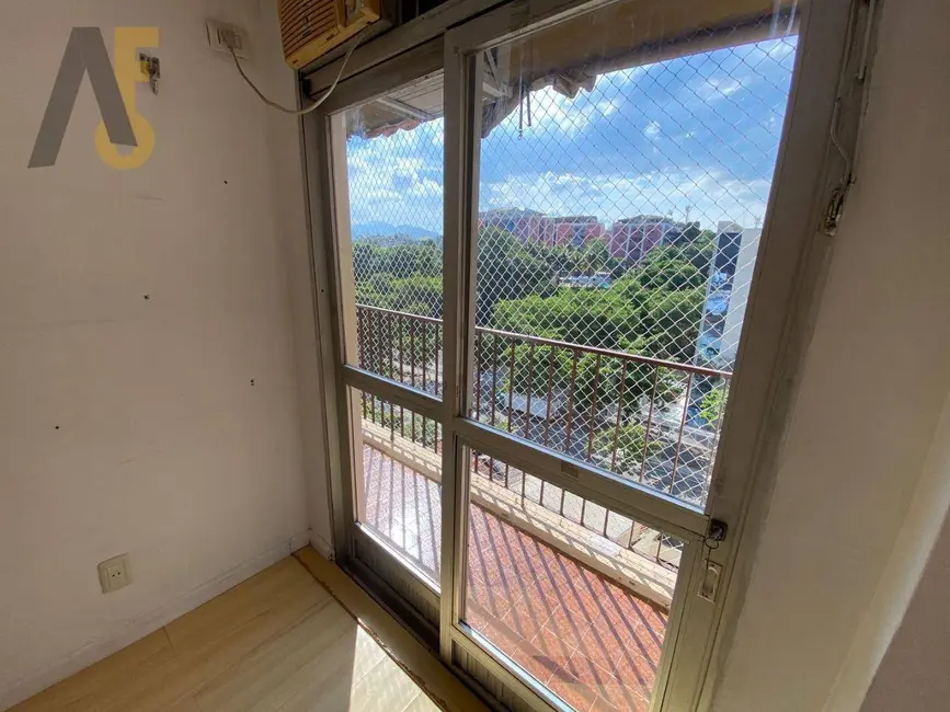 Apartamento com 2 quartos à venda, 74m2 em Pechincha, Rio De Janeiro - RJ - imagem 8 Foto 8 de Apartamento com 2 quartos à venda, 74m2 em Pechincha, Rio De Janeiro - RJ
