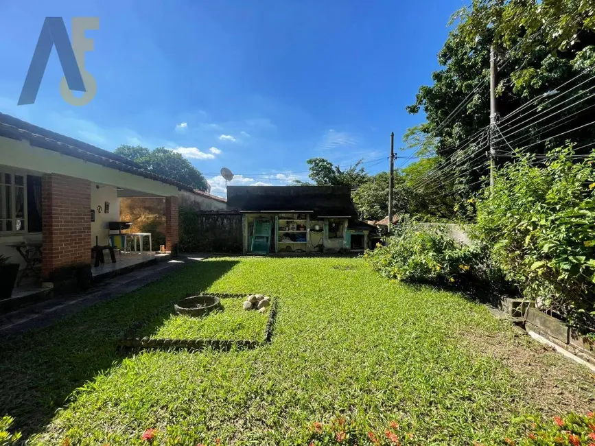Casa de Condomínio com 3 quartos à venda, 336m2 em Jacarepaguá, Rio De Janeiro - RJ - imagem 3 Foto 3 de Casa de Condomínio com 3 quartos à venda, 336m2 em Jacarepaguá, Rio De Janeiro - RJ